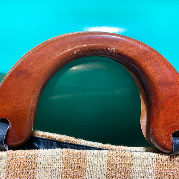 Beige Cream Striped Woven Paper Puka Shell Wood Handle Spring Summer Bea… - Picture 6 of 10